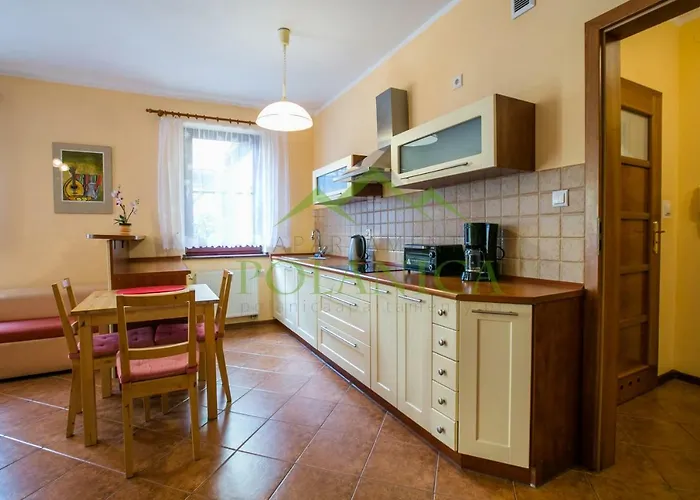 Parkowa Polana - Polanicaapartamenty بولانيكا- زدروي